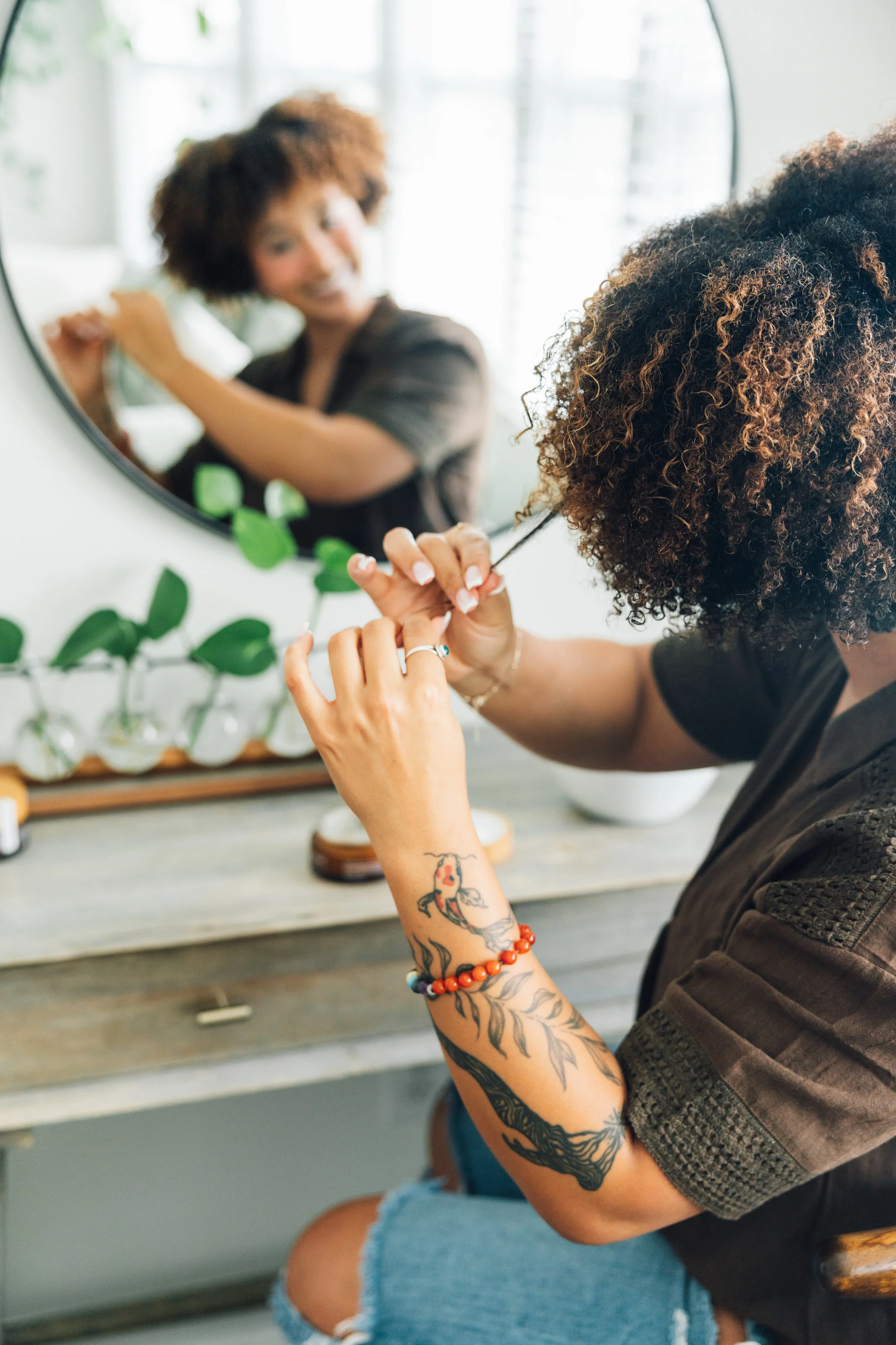 Curly-to-coily hair styling