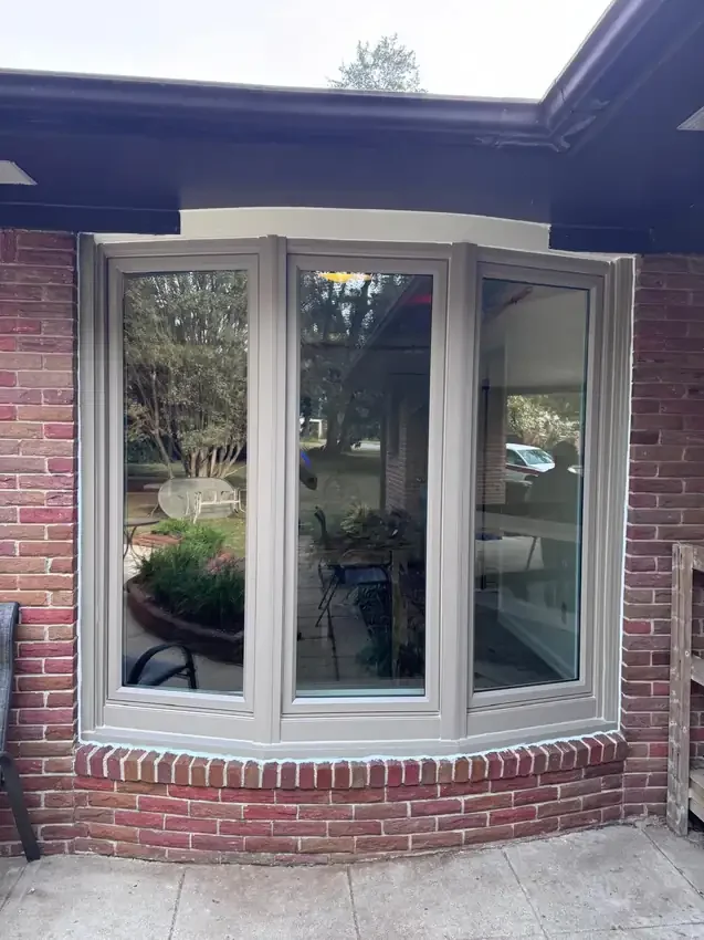 Finished exterior bay window