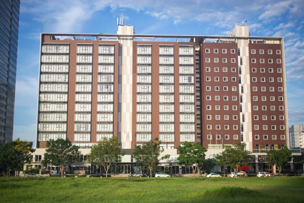 Multi-unit rental building
