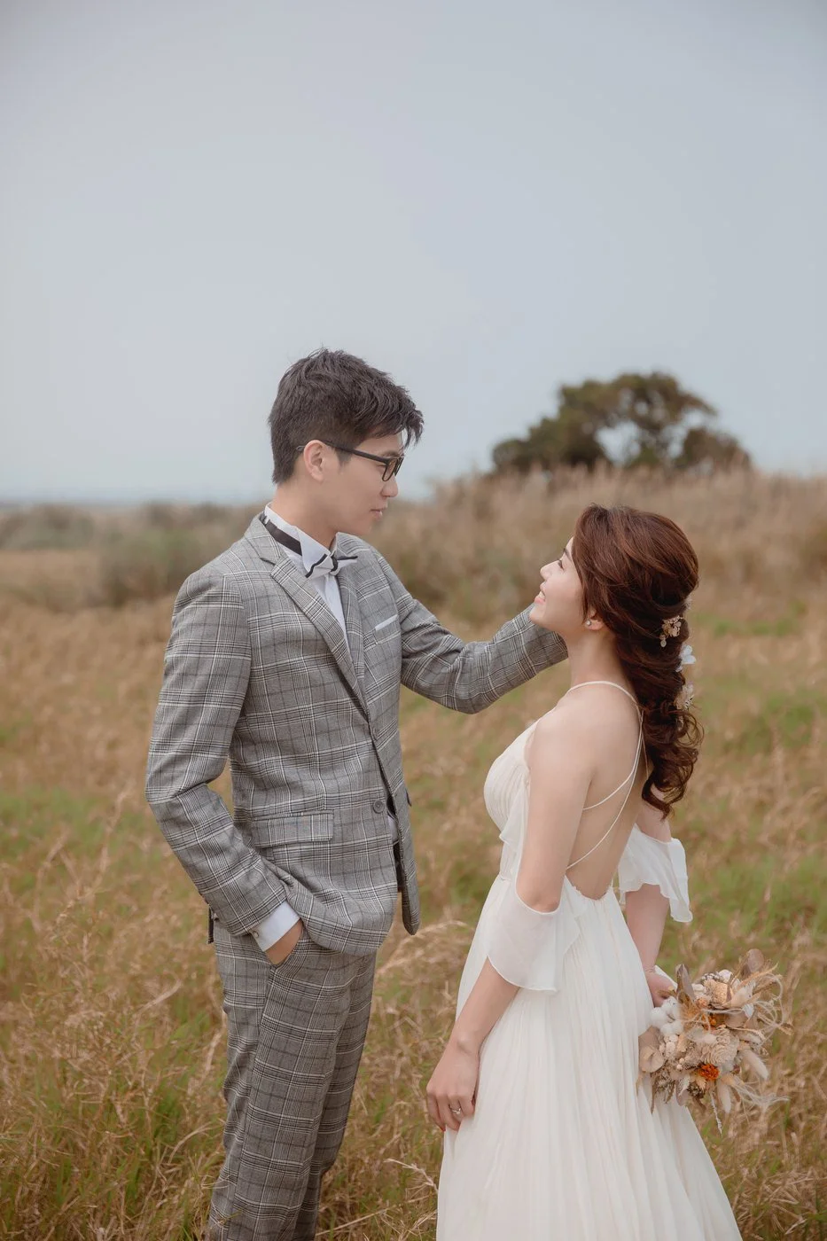 陽明山婚紗照｜芒草與黑紗｜Sophia Studio 台北婚紗攝影