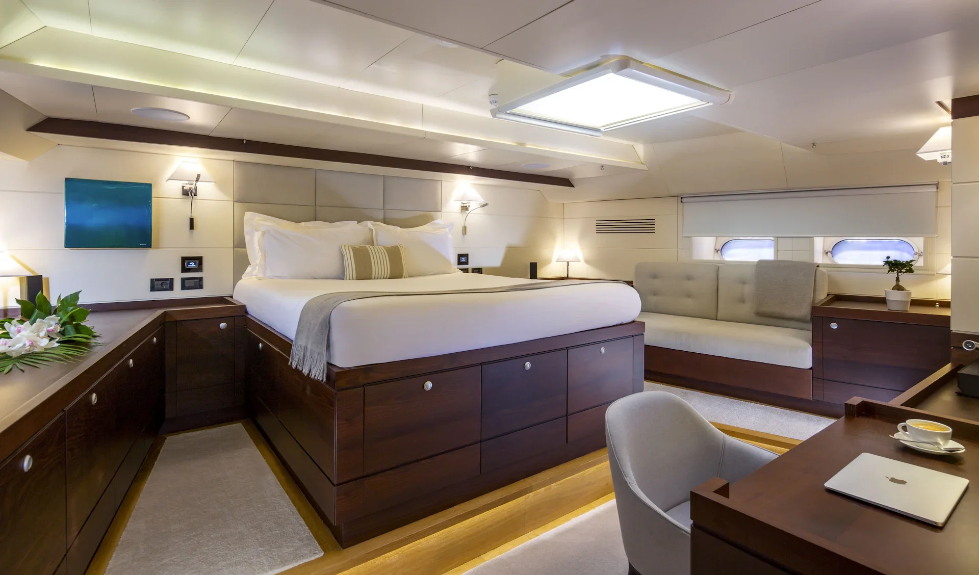 Radiance master cabin