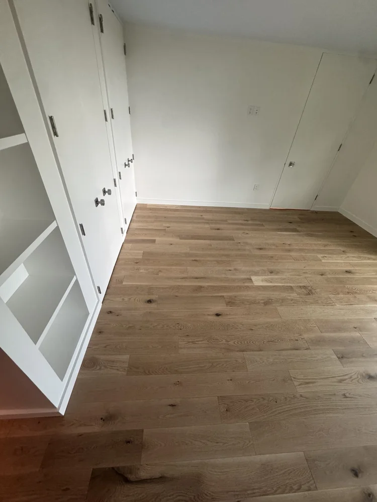 Light plank flooring — project view.
