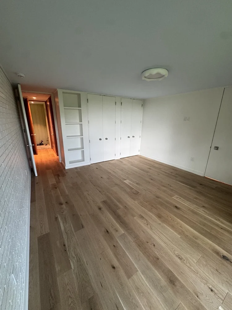 Light plank flooring — project view.