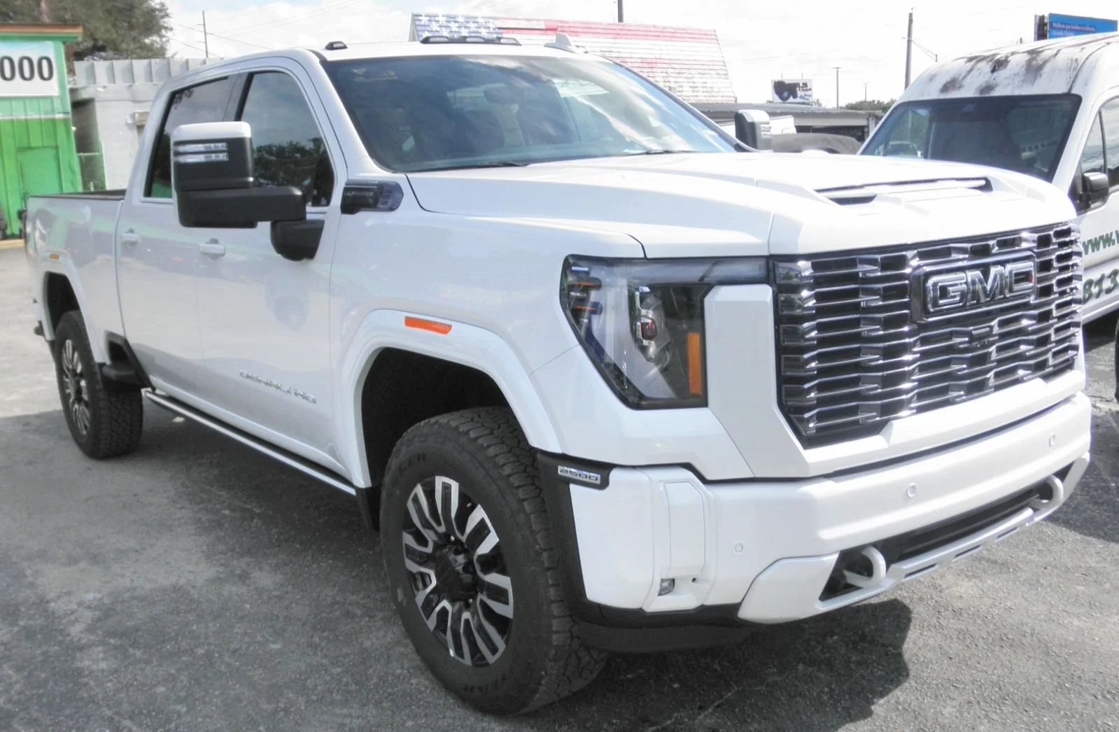 GMC Sierra after front grill white and chrome paint job