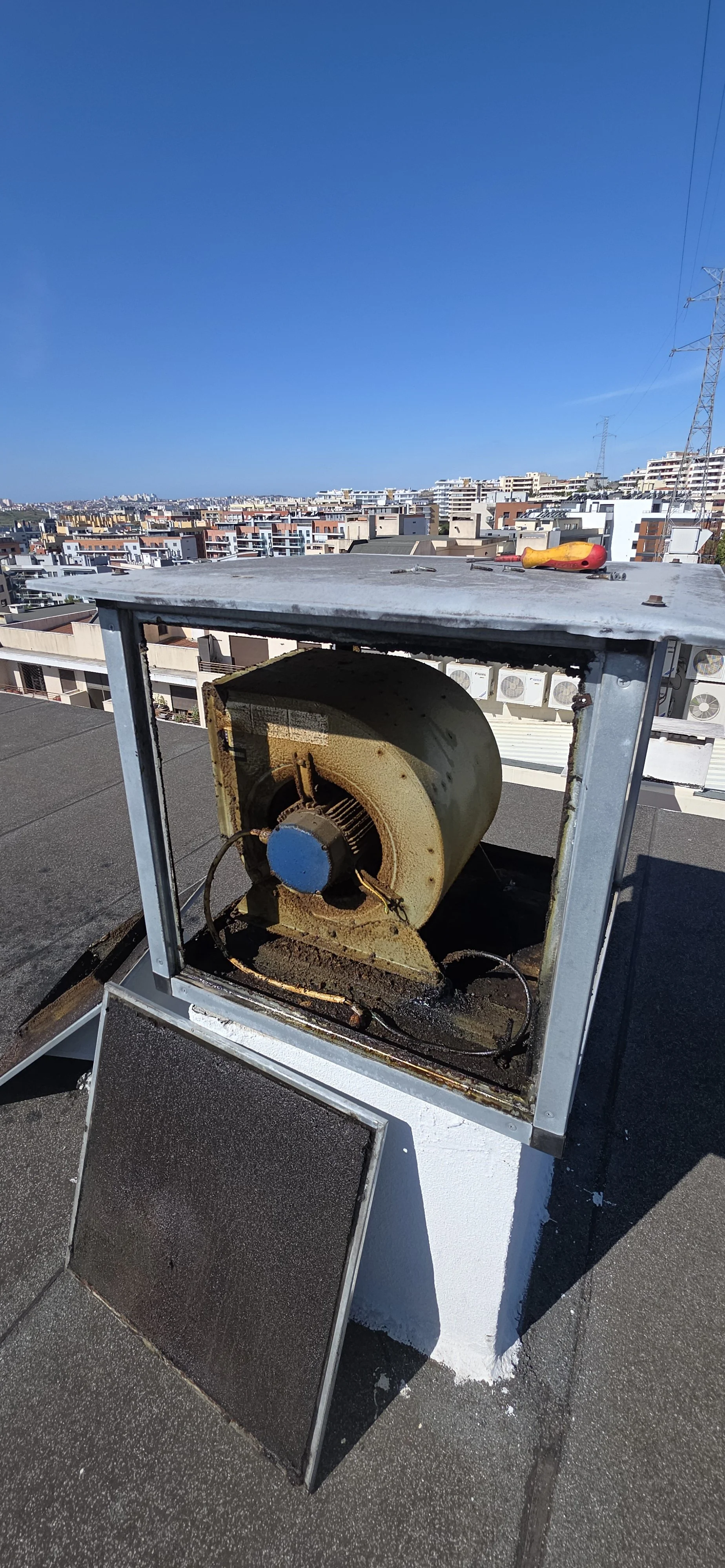 Estado de uma turbina com acumulação de resíduos durante a avaliação