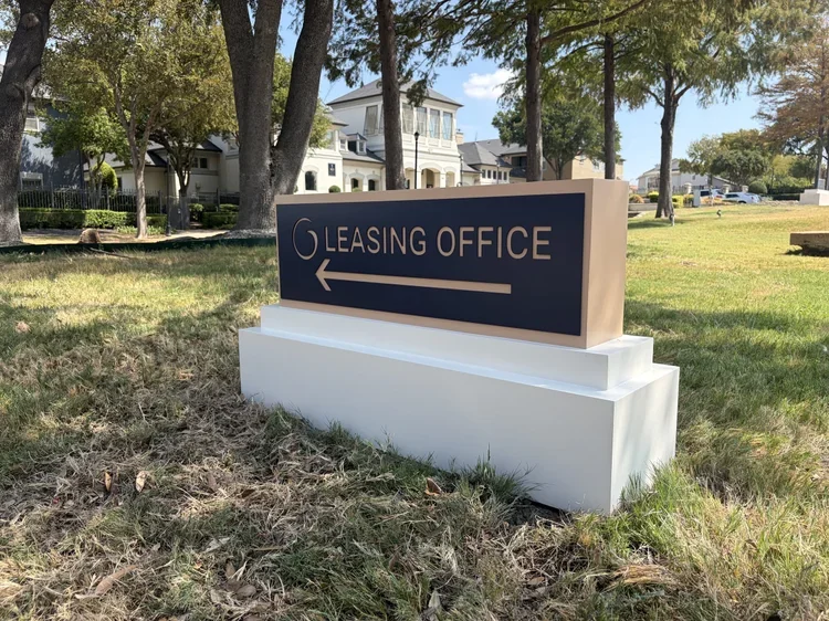 Leasing office monument sign