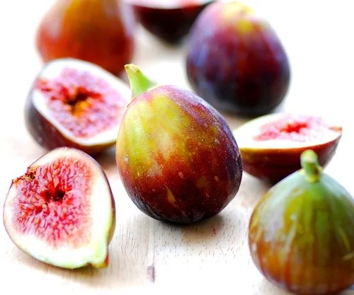 figs whole and halved
