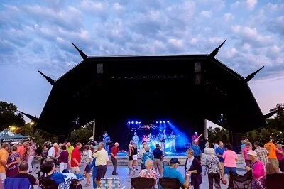 Festivalgoers gathered for live music at Blackmon Amphitheatre during Mayberry Days