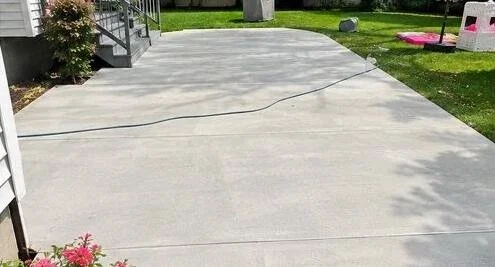 Concrete patio after cleaning
