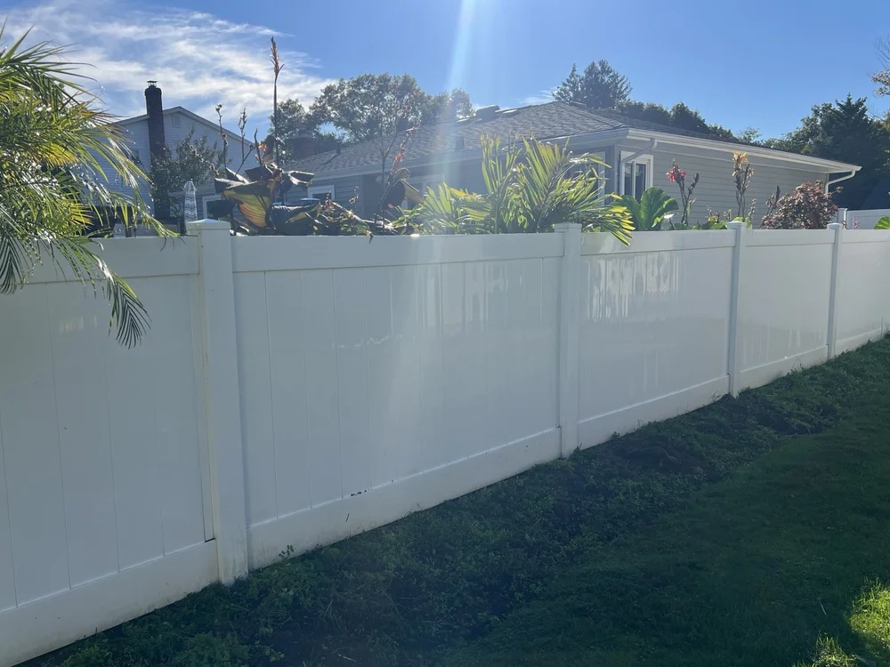 PVC fence cleaning after cleaning