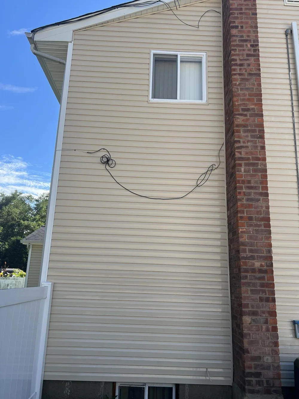 House soft washing — another view after cleaning