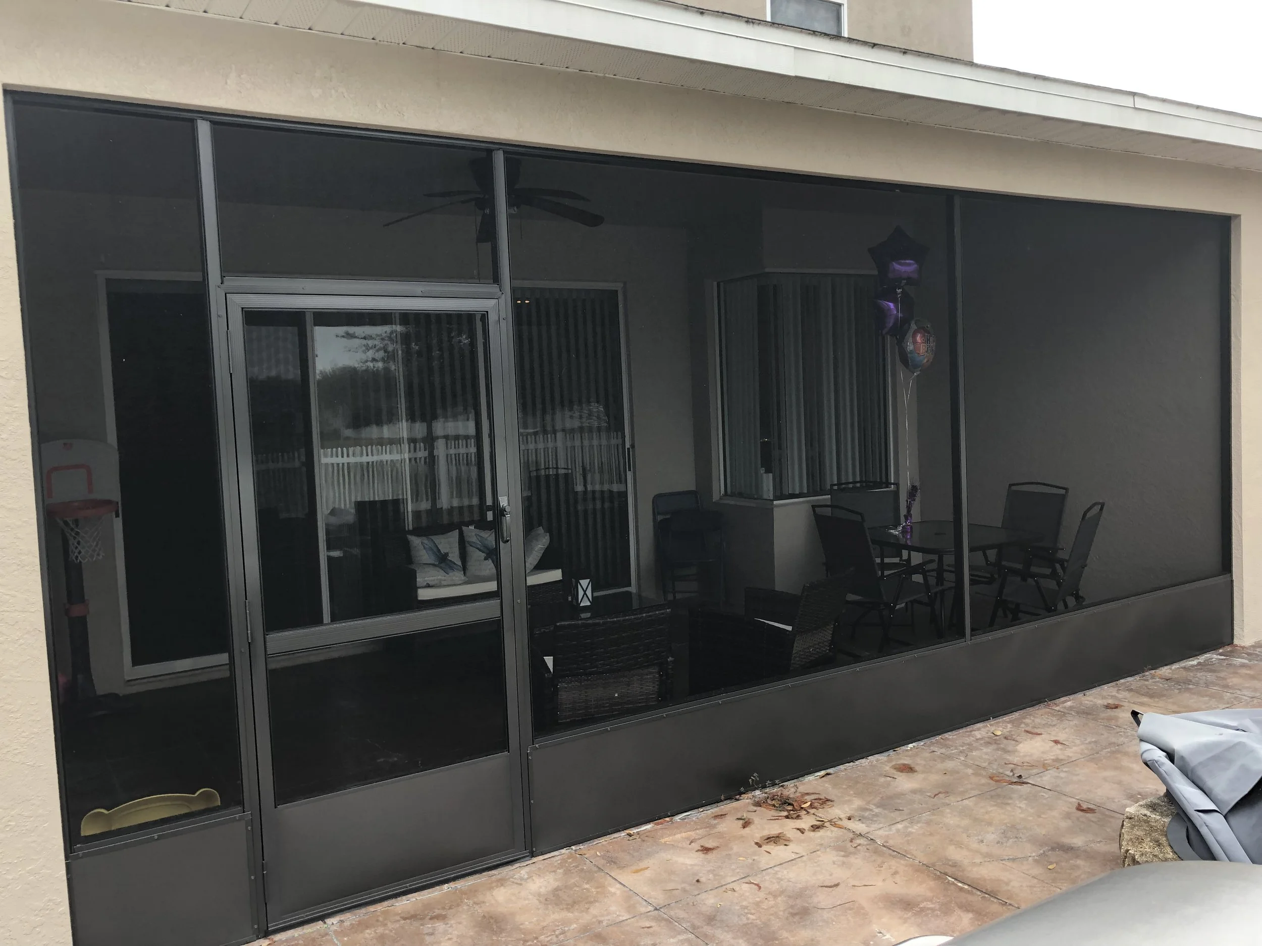 Screen enclosure lanai in Sun City Center, FL.