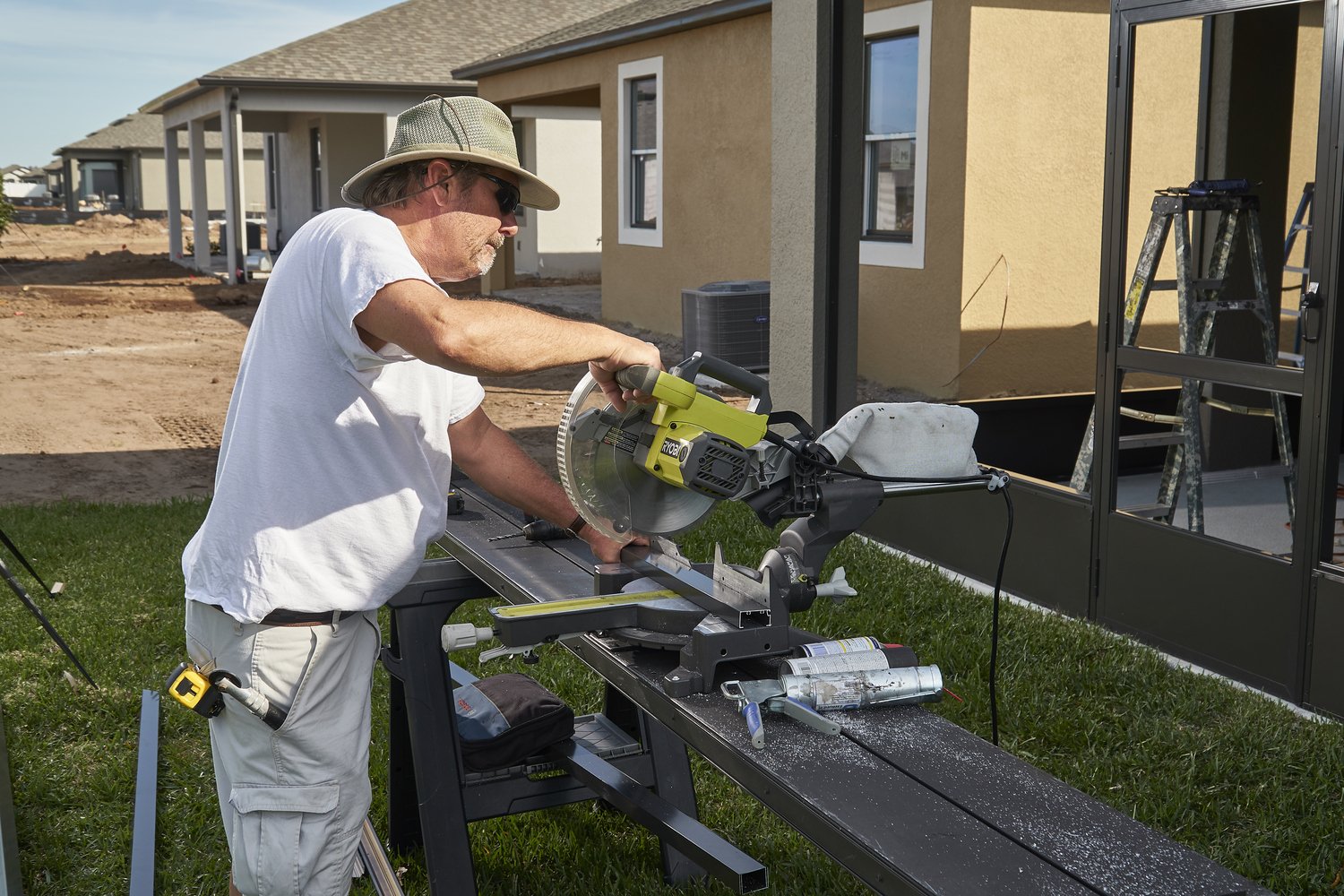 Lanai Guy technician at a Brandon, FL screen enclosure.