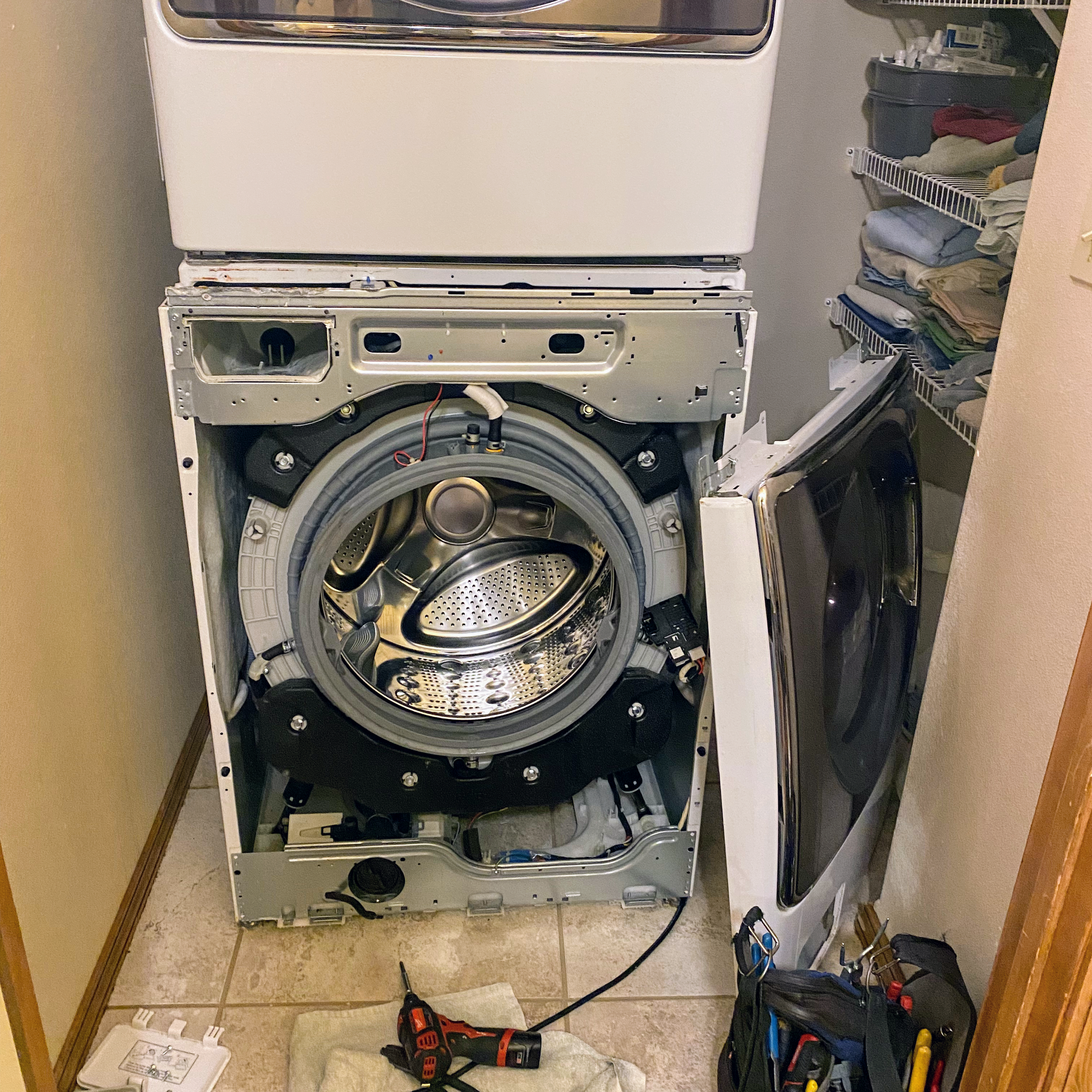 A front-load washer drum seen from the rear