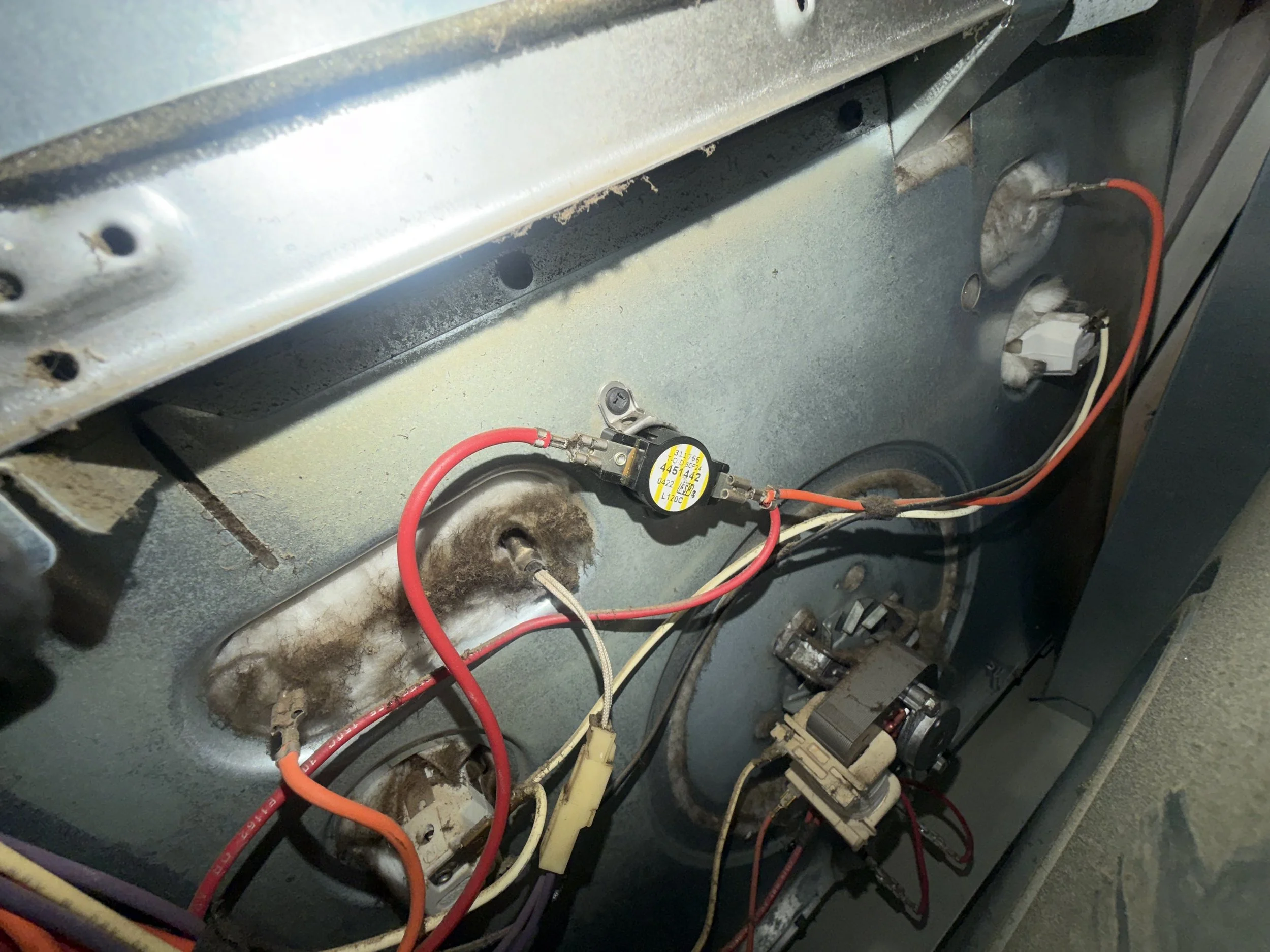 Dryer thermostat and heater assembly