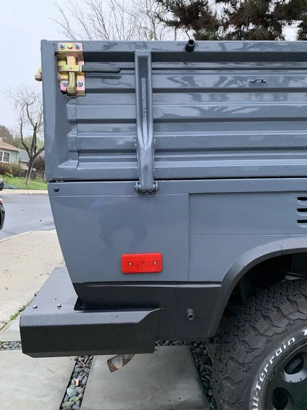 Rear quarter and cargo bed of a Volkswagen double-cab pickup