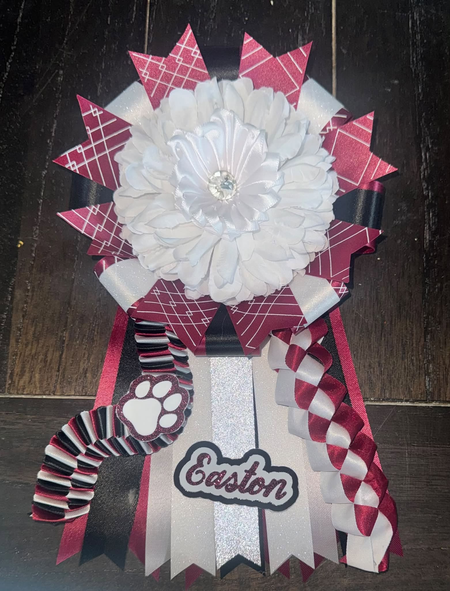 Custom homecoming mum