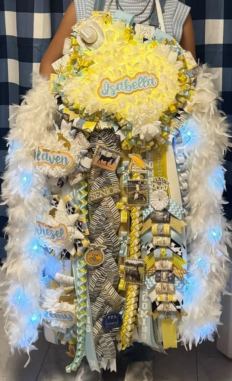 Beautiful custom Texas homecoming mum