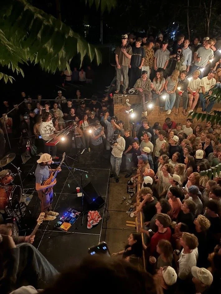 Live band