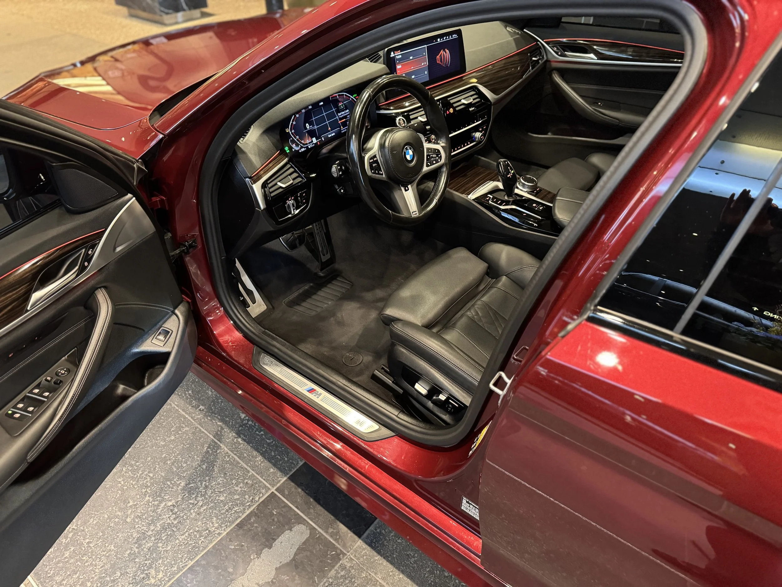 2023 BMW 530i