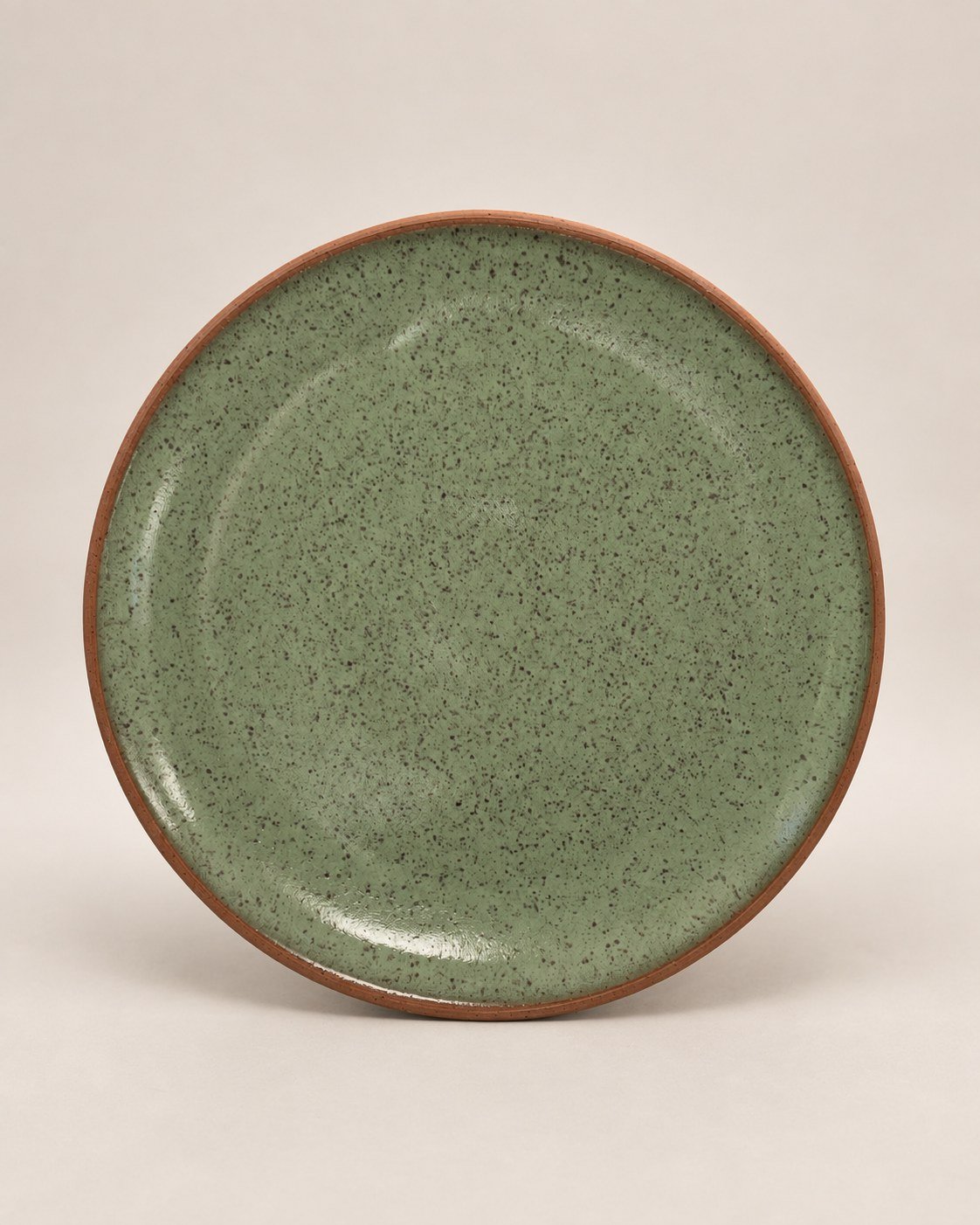 Sage green · Gloss glaze, glazed exterior with exposed rim