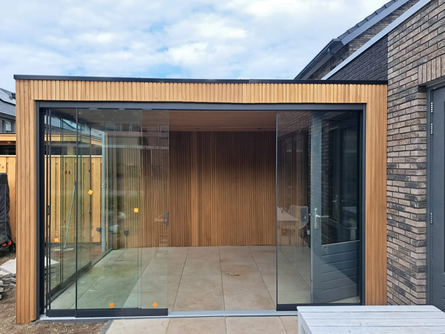 Houten tuinkamer