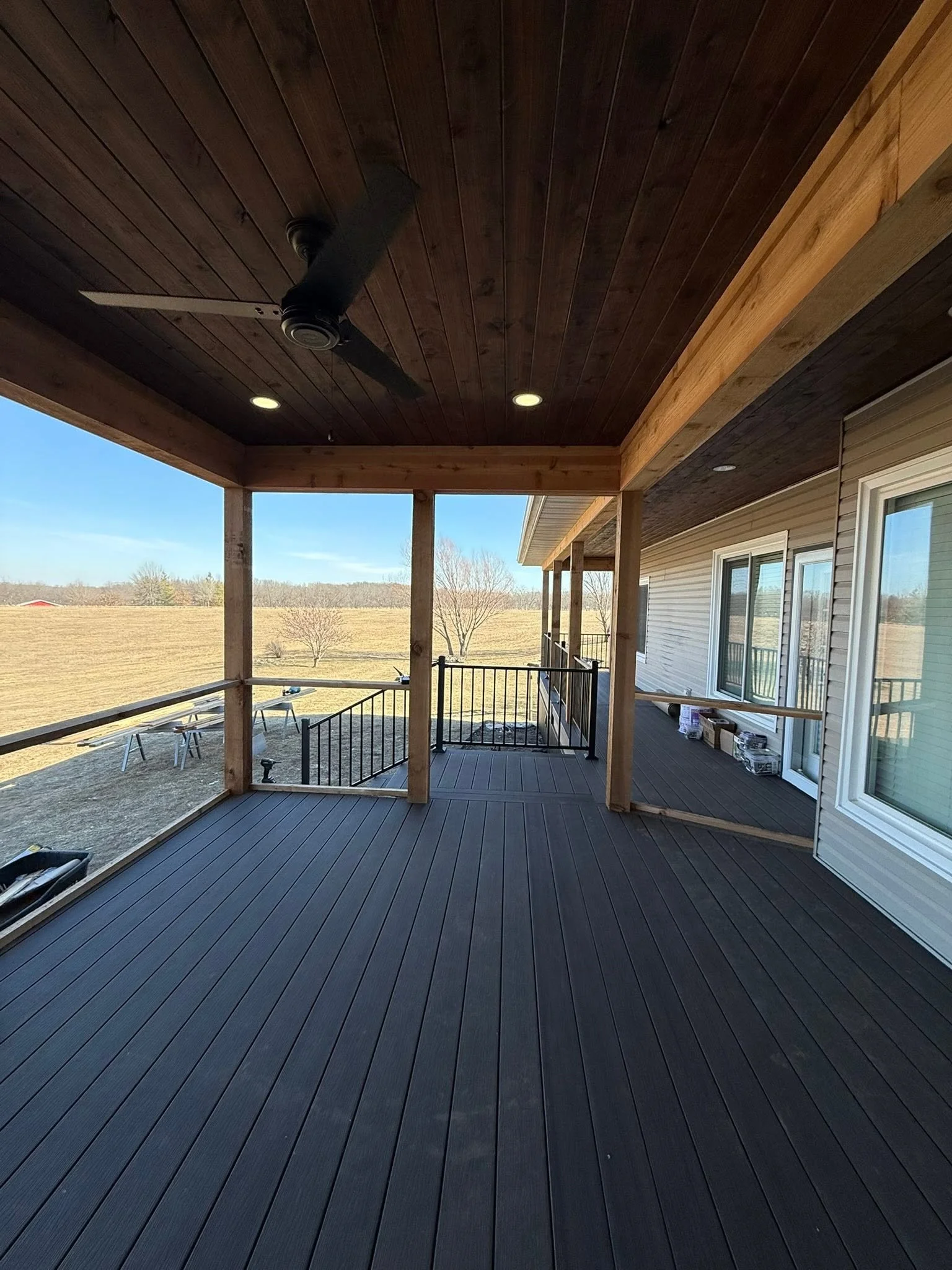 Decks & Sunrooms