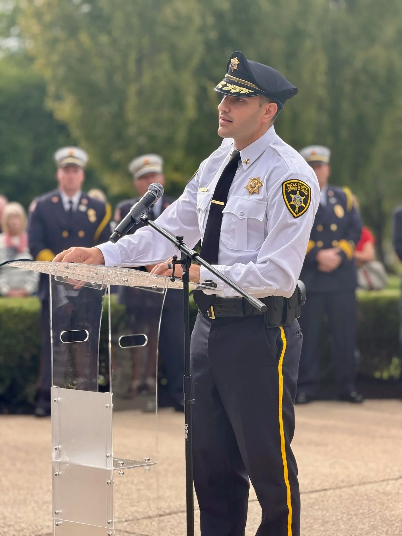 Sheriff Ceisler at a podium in uniform