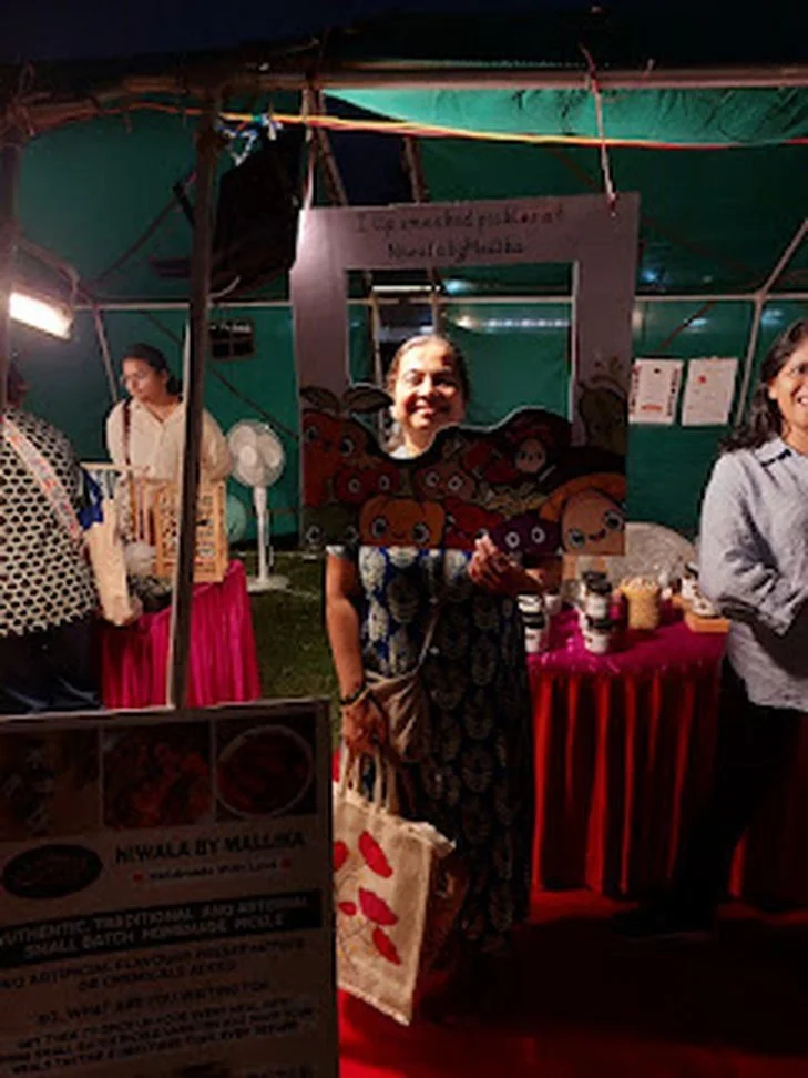 Mallika at her Niwala stall
