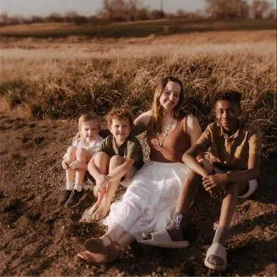 Micale Hillerud and family
