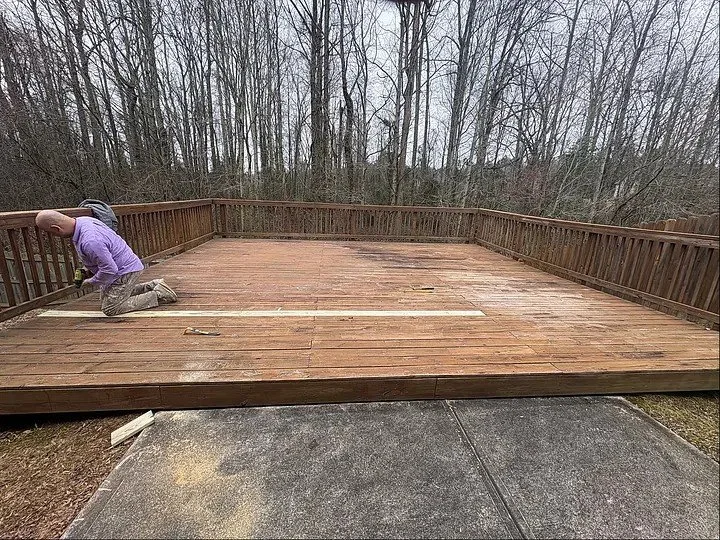 Deck staining before
