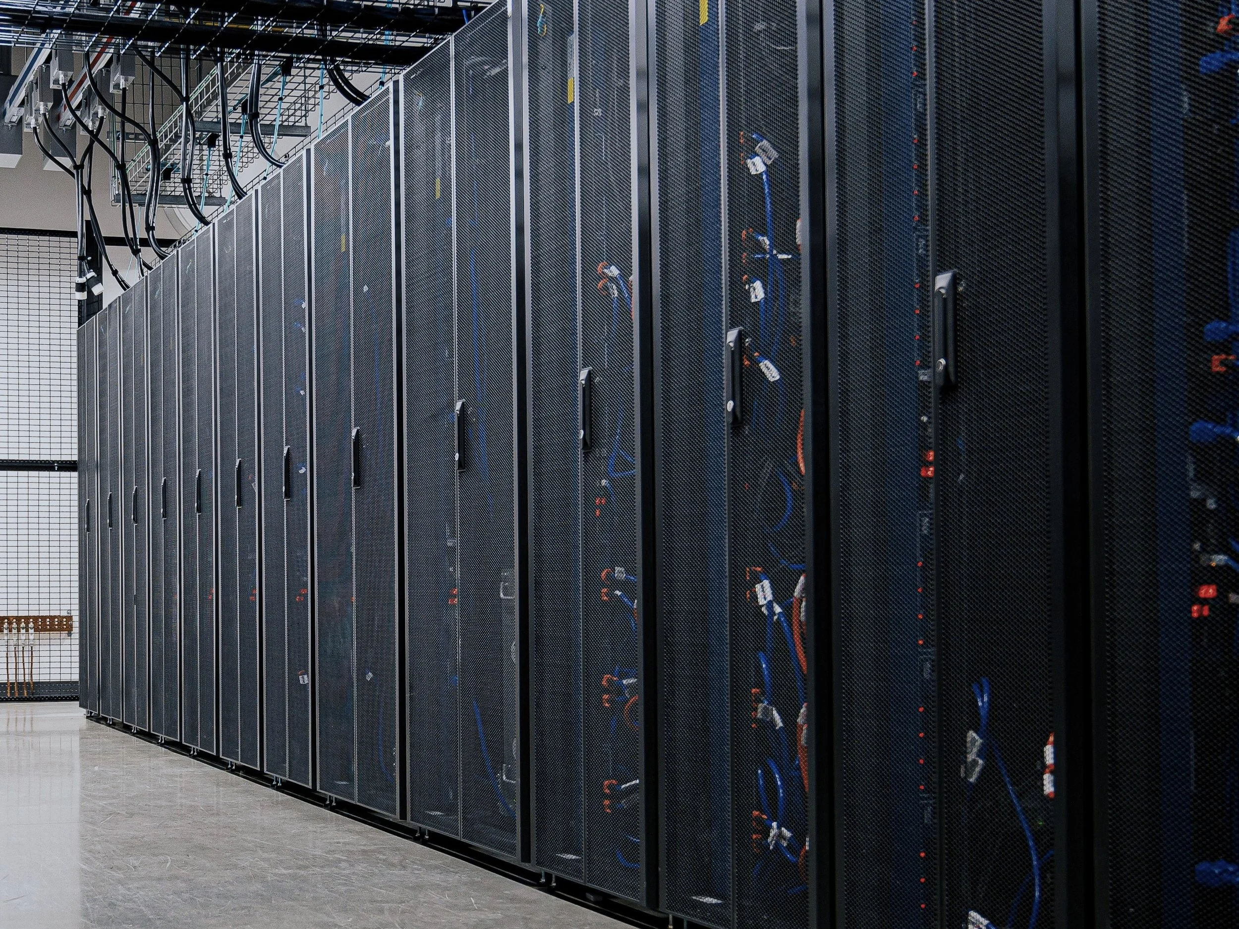 Data center fibre infrastructure