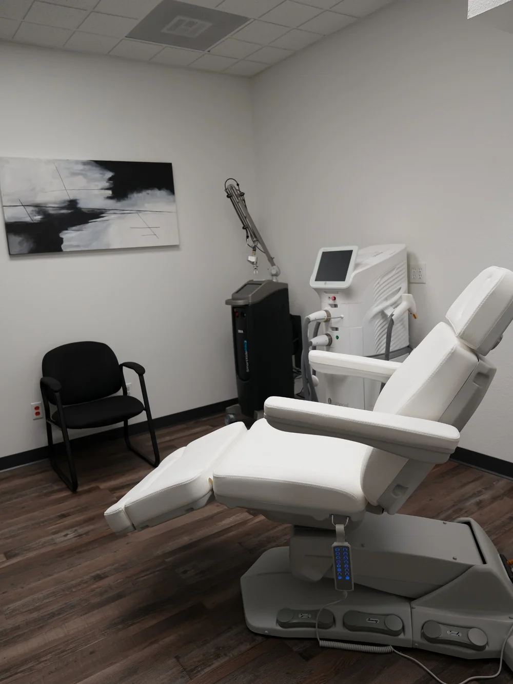Laser treatment room