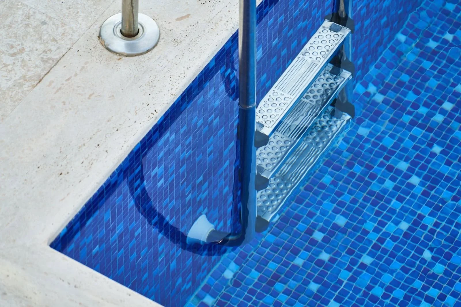 Pool ladder detail during an inspection
