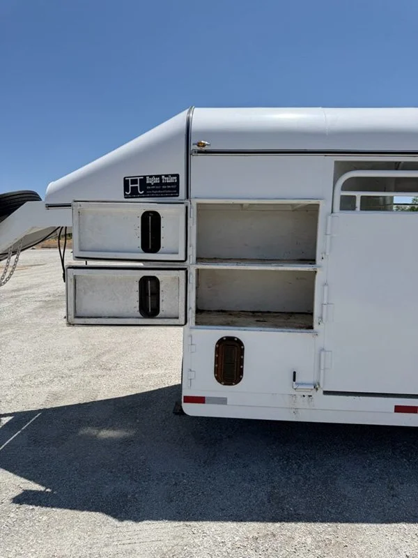 2020 Hughes Ranch Trailer interior