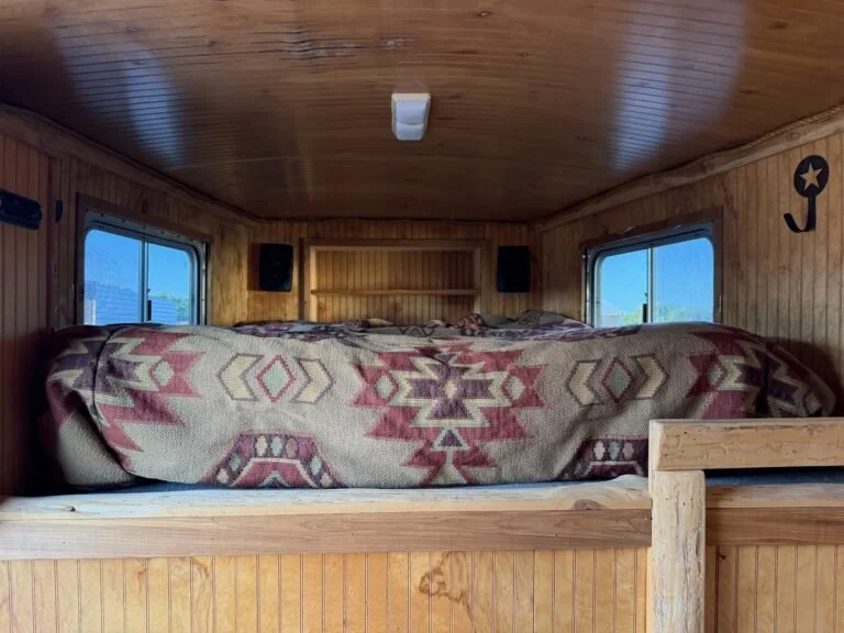 1998 Elite 3H interior