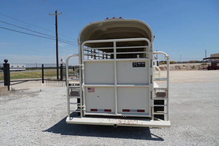 2012 Hughes Ranch Trailer interior