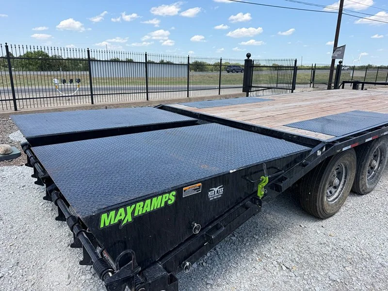 2023 Load Trail flatbed trailer
