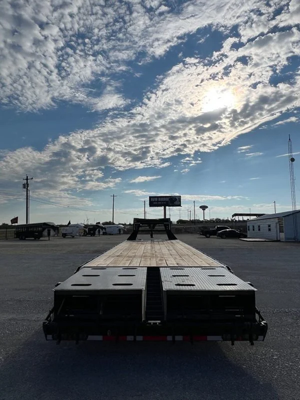2025 Rockin S flatbed trailer rear