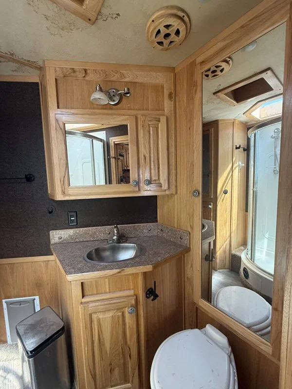 2012 Twister living quarters