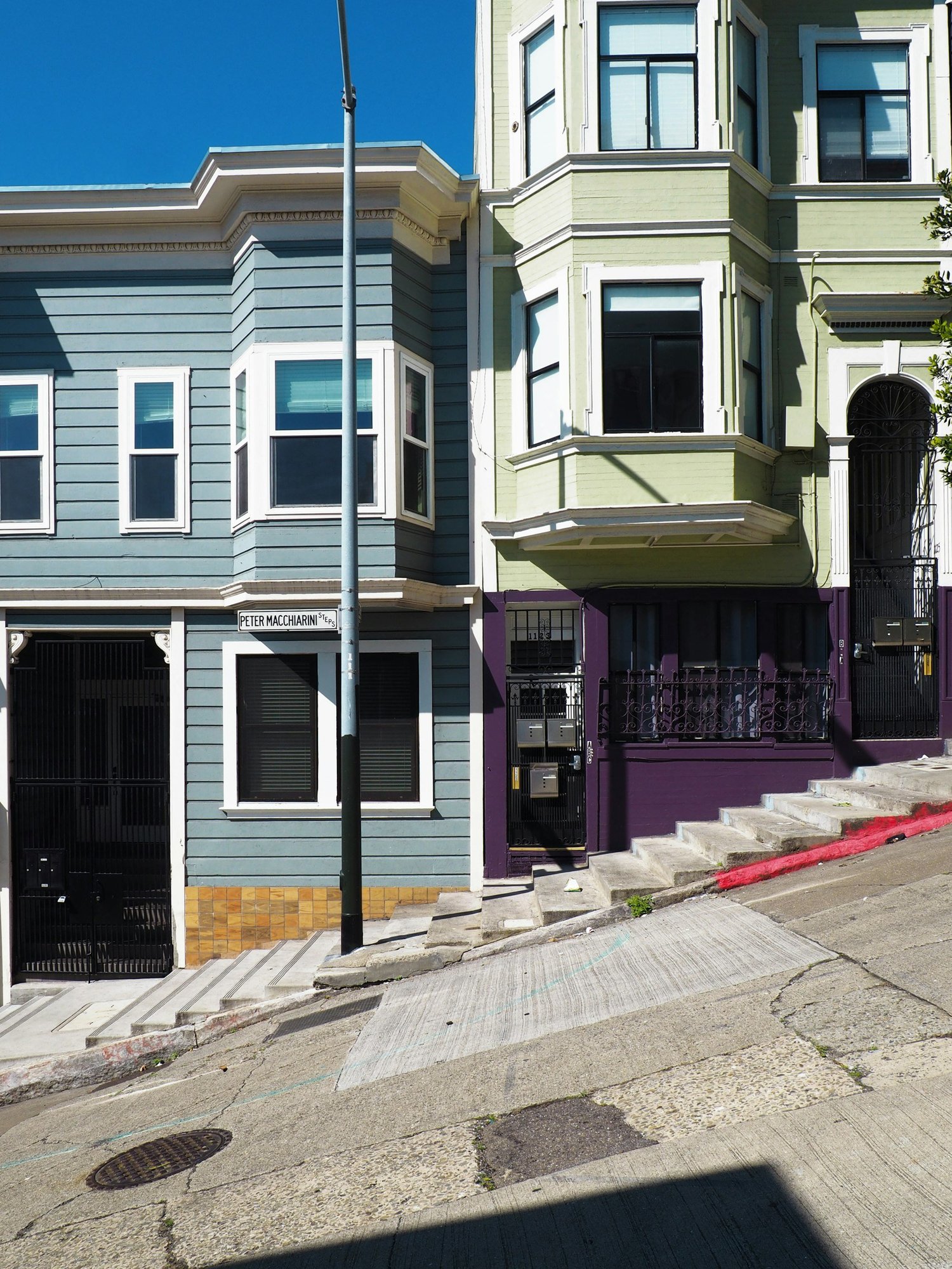 Typical San Francisco homes with bay windows