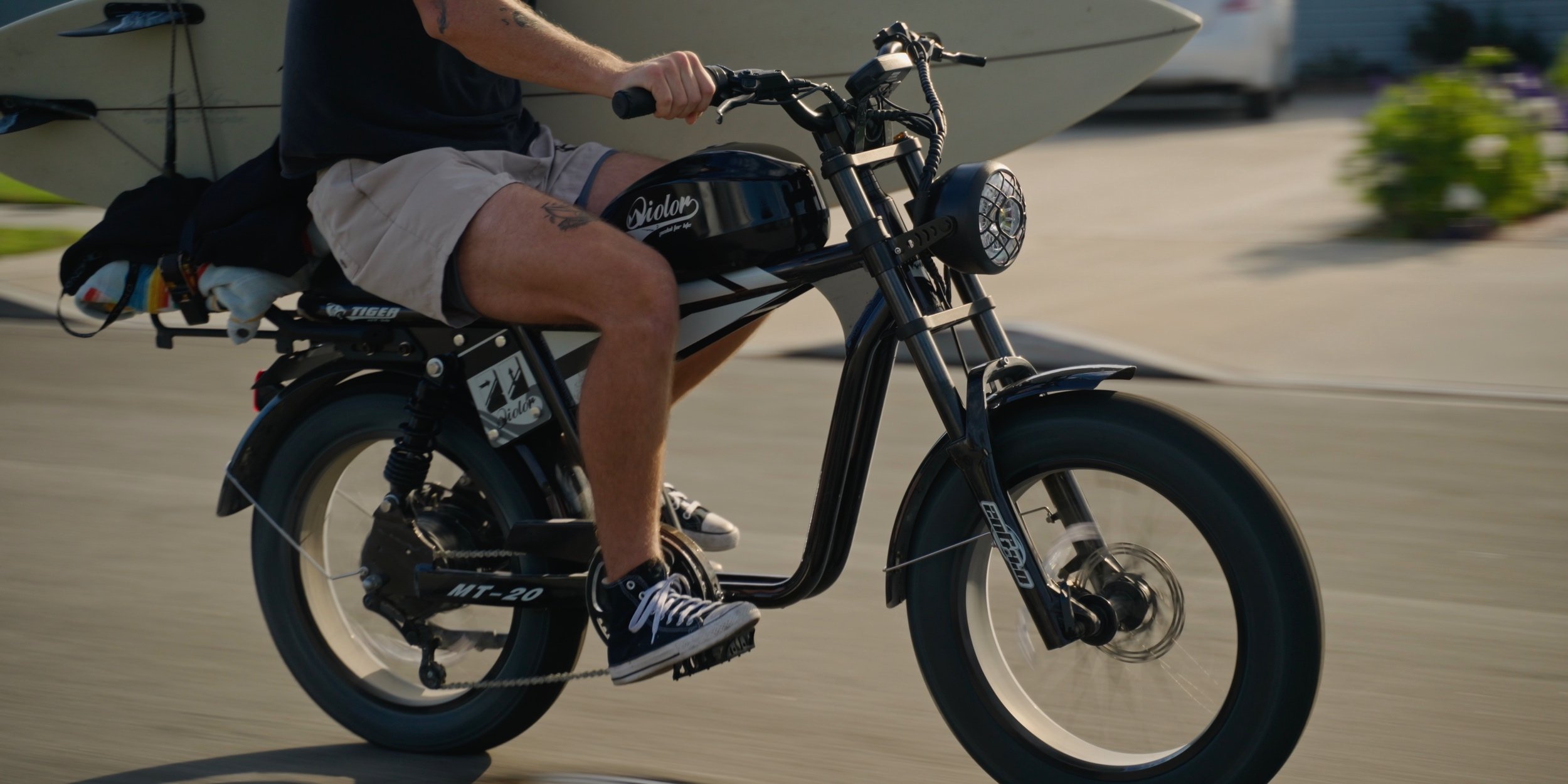 Qiolor E-Bikes — film still 4