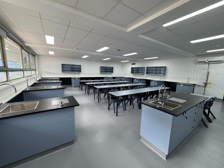 Science lab at Sydney Secondary College Balmain Campus repainted by PQC Painting Solutions