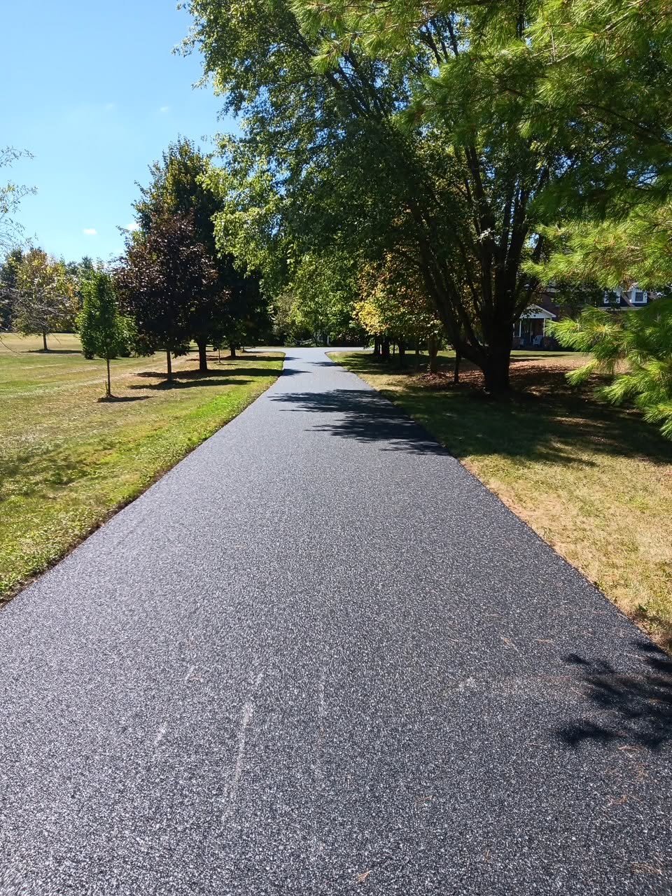 Finished asphalt driveway