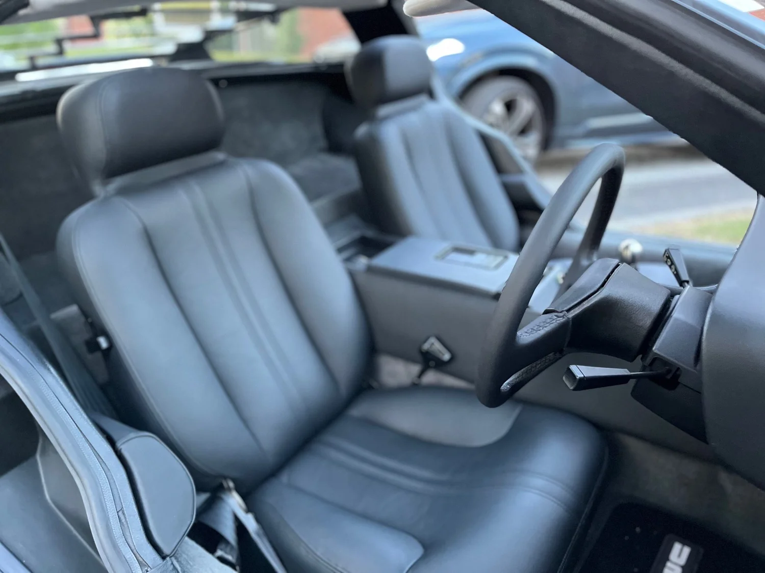 Classic DeLorean DMC-12 restoration – photo 45