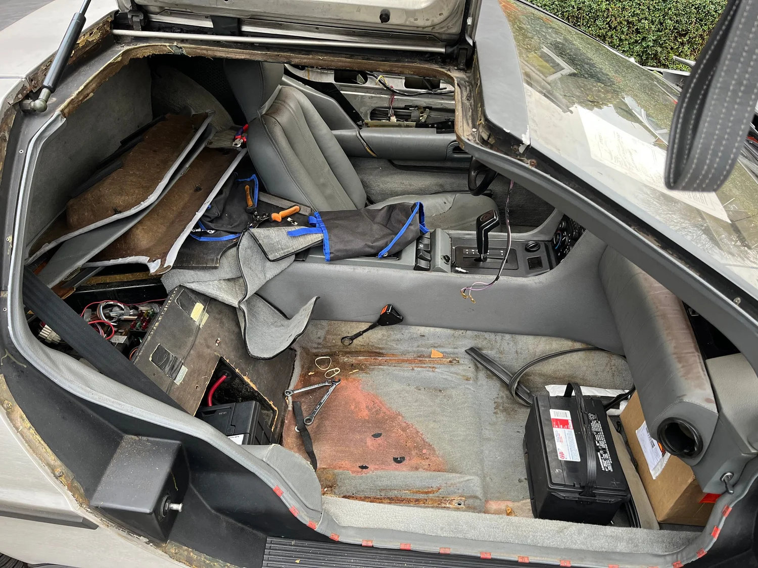 DeLorean time machine build – photo 6