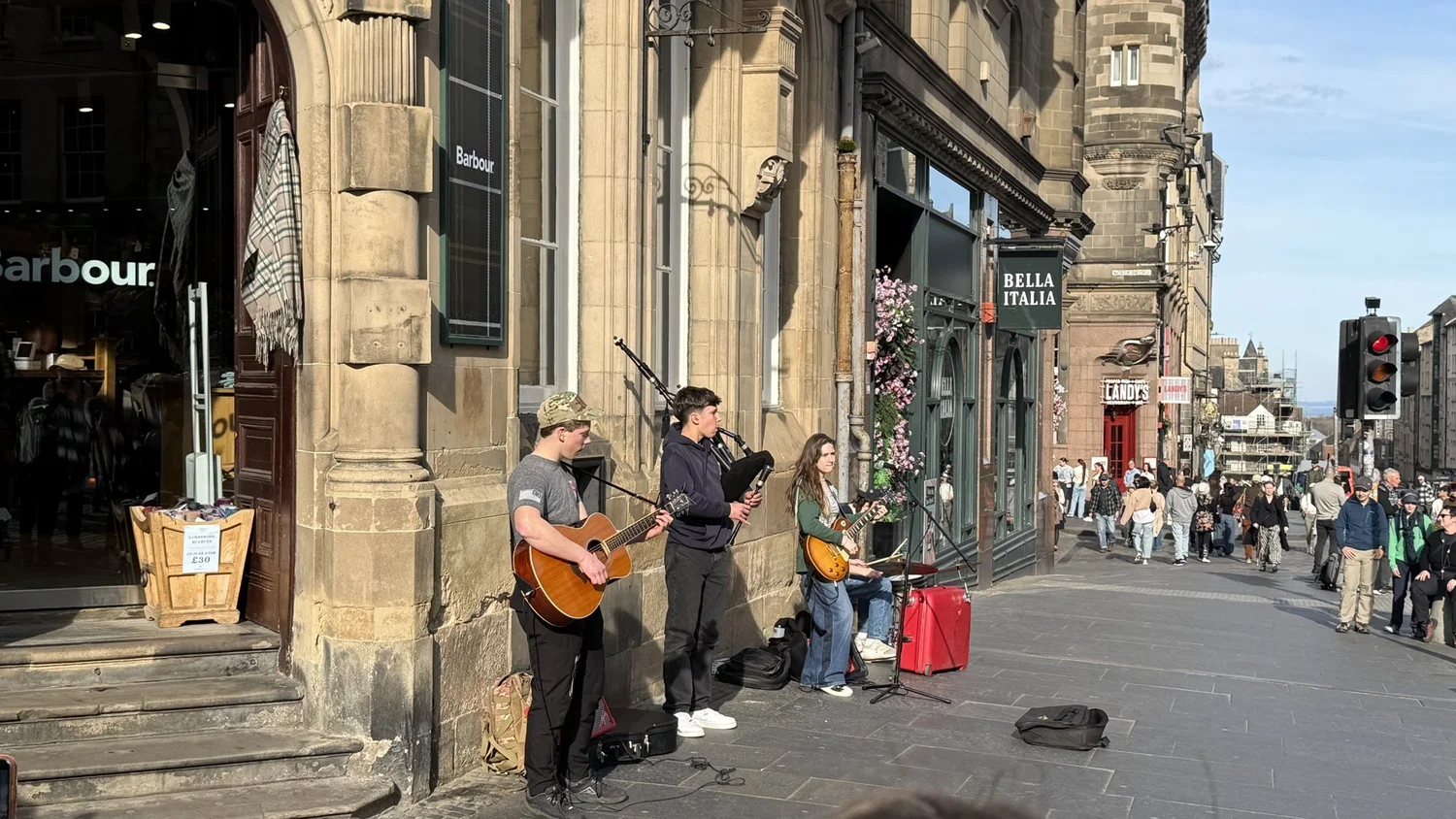 Buskers on the Royal Mile