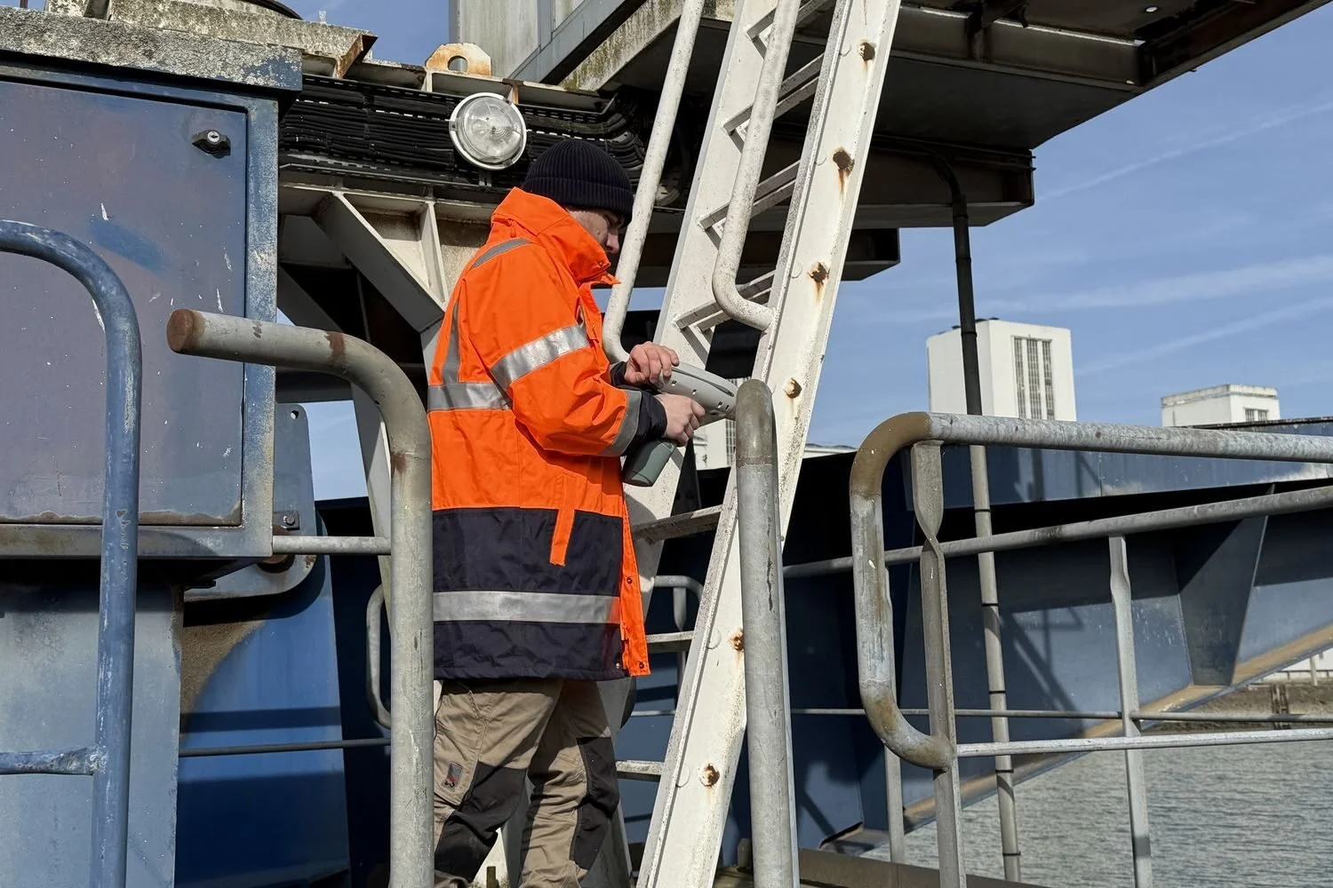 Intervention en hauteur sur une installation portuaire