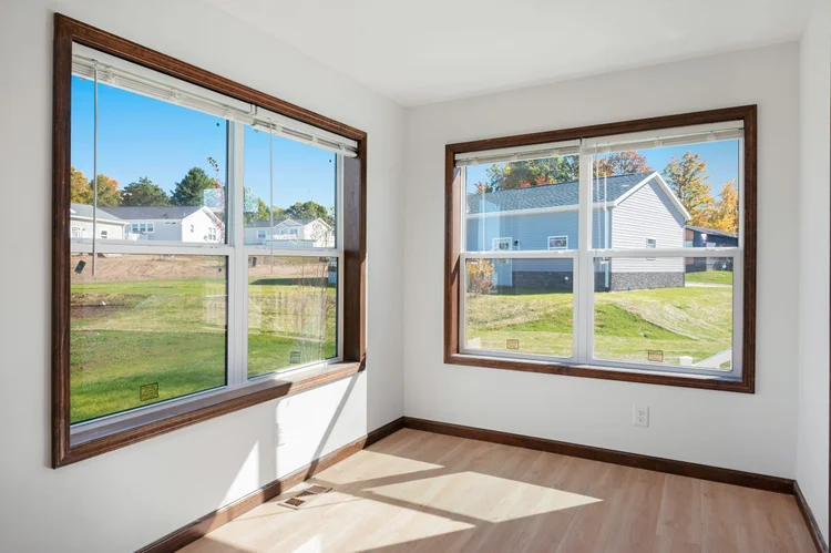 Office or third room with windows on two sides