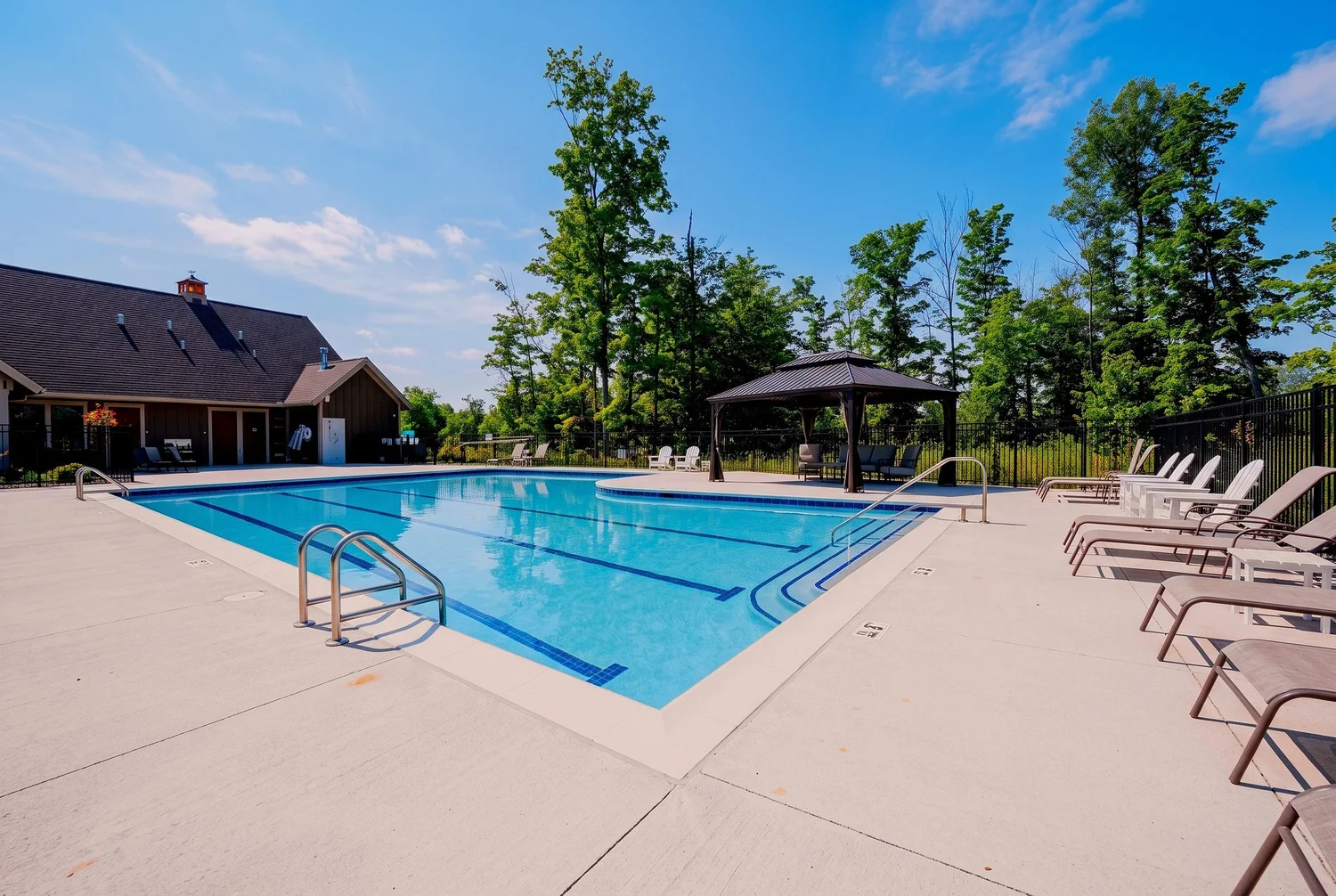 Outdoor pool at the Alta Vista Lodge in summer, digitally enhanced